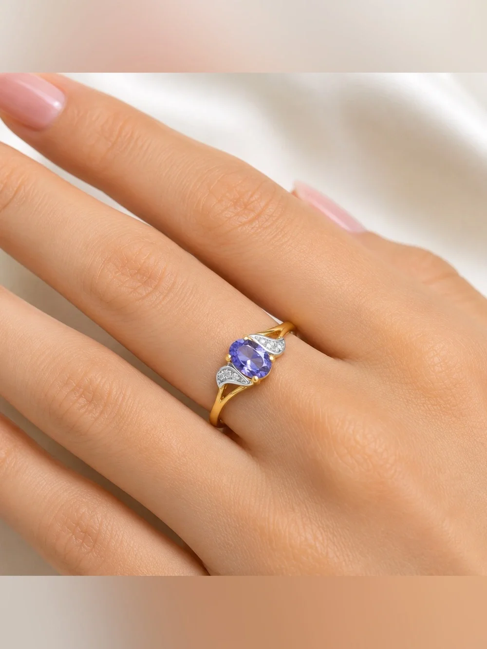 Lab Alexandrite Ring 10K Gold Color Change Natural Diamond Accents NWT Sz 6.25